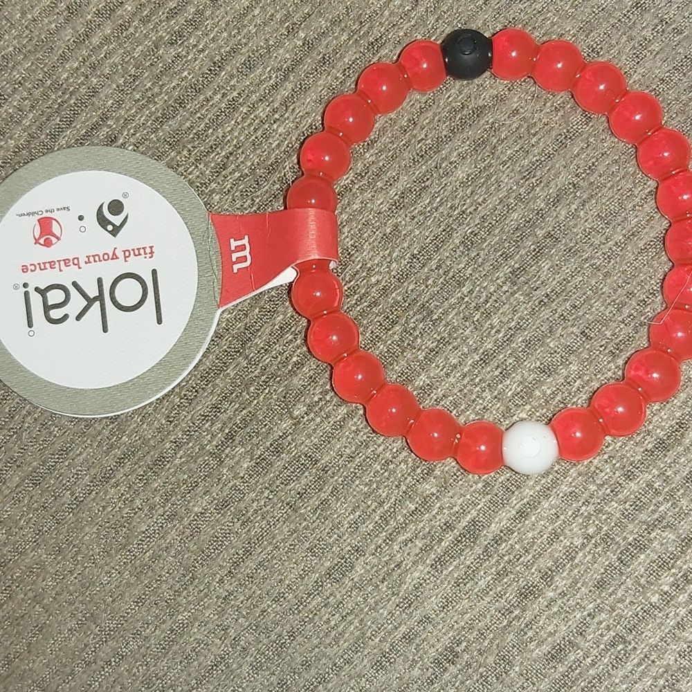 Lokai st Jude bracelet unisex